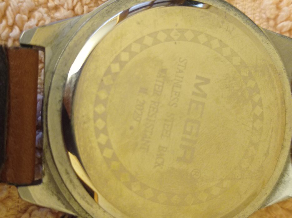 Часы  мужские...