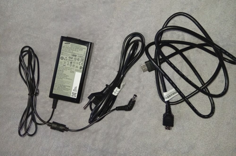 Adapter sieciowy Samsung + HDMI