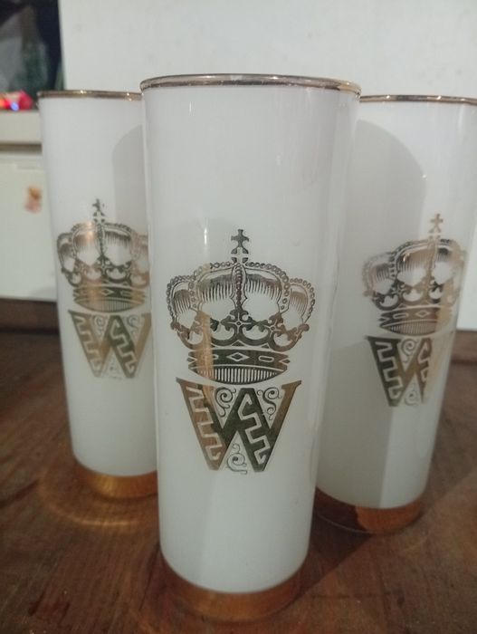 Conjunto balde e copos