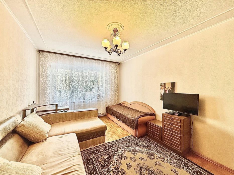 Квартира 2/х кім на Алясці біля ТЦ Подоляни