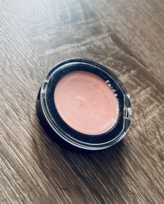 Yves Rocher компактні рум‘яна відтінок рожевий blush 02. rose camella
