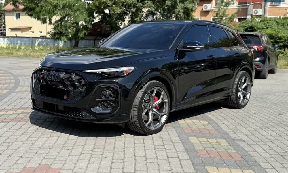 Авторозборка Audi Q5 8M Ly9T Запчастини розборка  Шрот Автозапчастини Ауді Ку5 8М