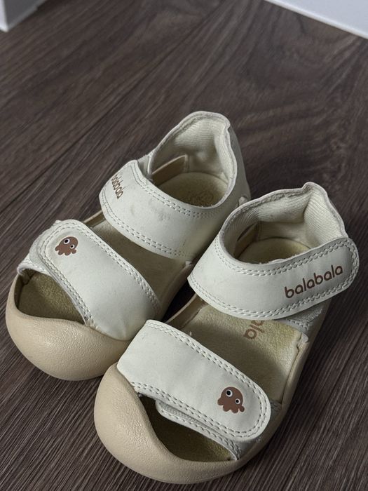 Босоніжки дитячі 21 розмір (13,5 см) balabala