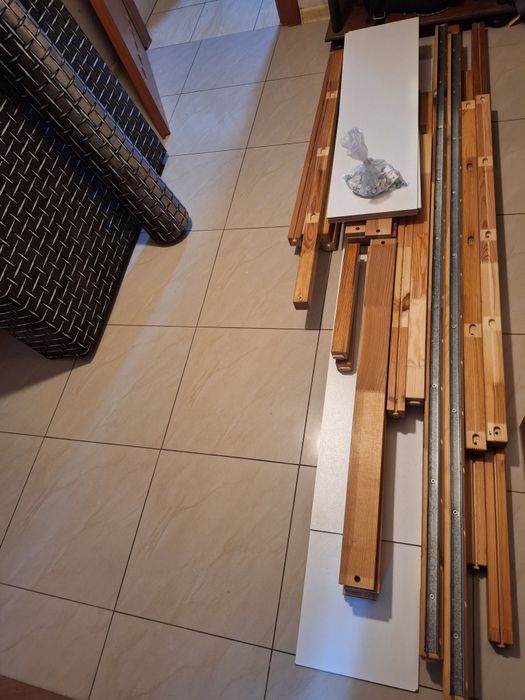 Sprzedam łóżko kura Ikea