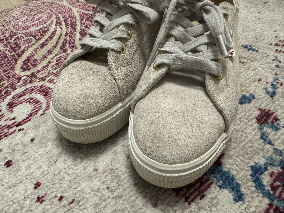 Сірі замшеві шкіряні кеди на платформі натуральна шкіра superga