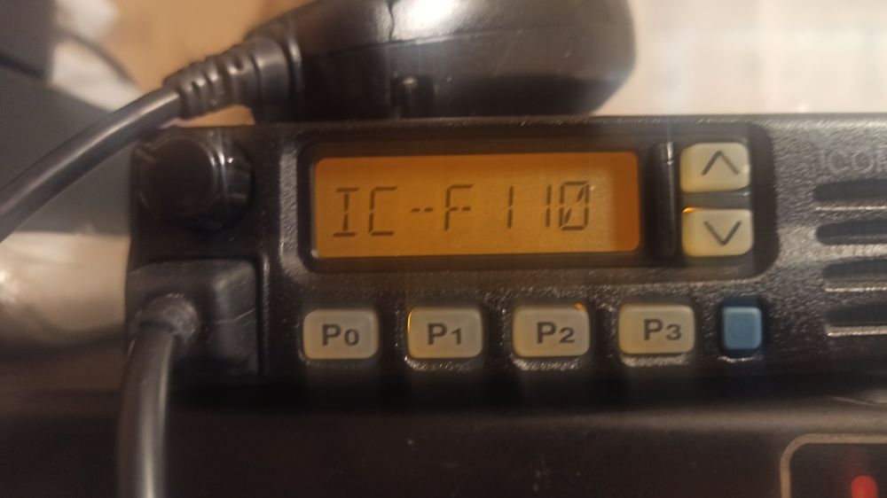 Радиостанция ICOM IC-F110