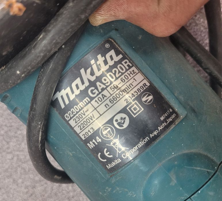 Rebarbadora Makita