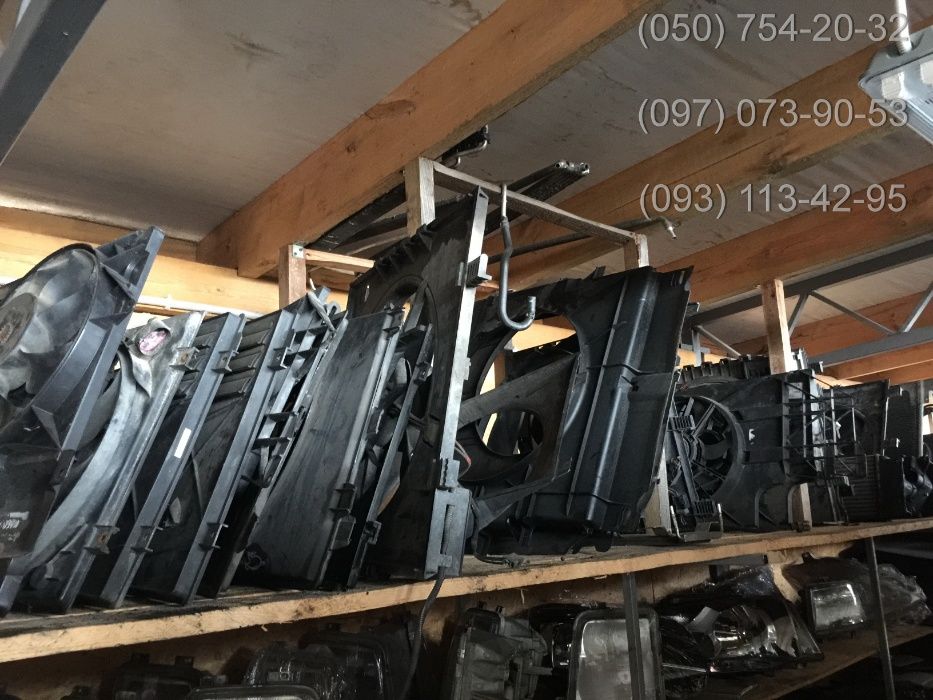 Радиатор VW Caddy Passat B6 Пасат Touran Golf Гольф 5 Jetta диффузор