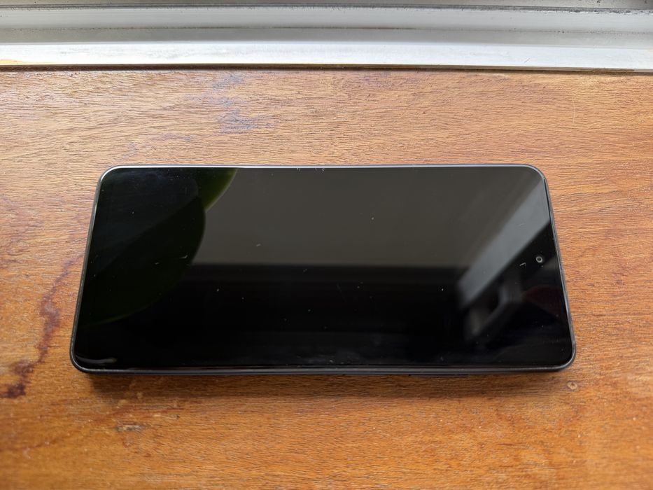 Oppo A80 256Gb como novo