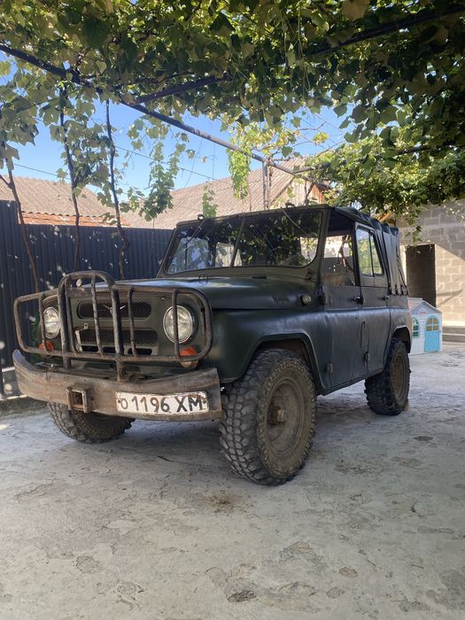 Уаз 469 на ходу нива ,шини болотяні цікавить обмін на квадроци