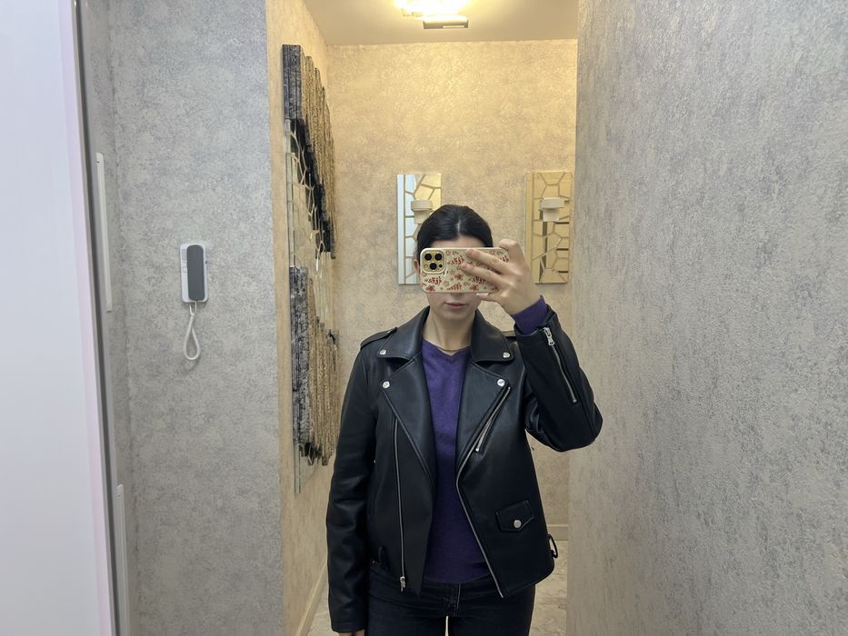 Косуха жіноча чорна