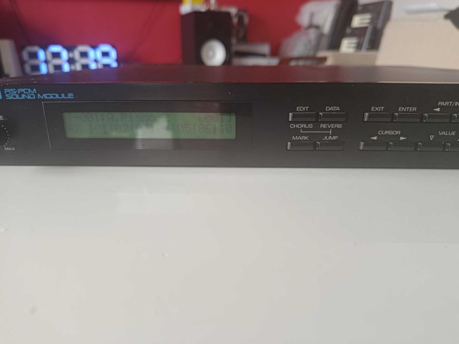 Roland U-220 – Profesjonalny moduł brzmieniowy