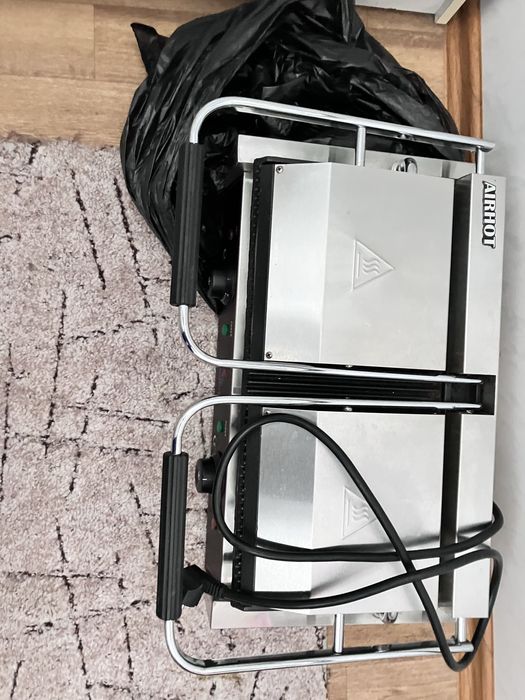 Гриль контактний Airhot DCG  прижимной