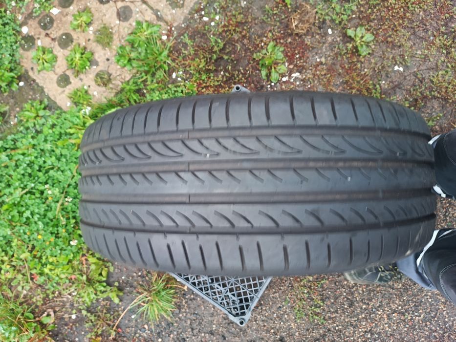 Opona Pirelli 215x45x18 letnia