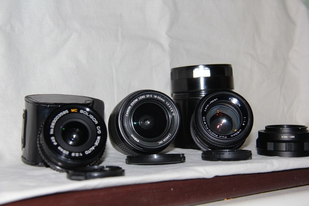 Canon 18-55 3.5 -5.6  , штатив