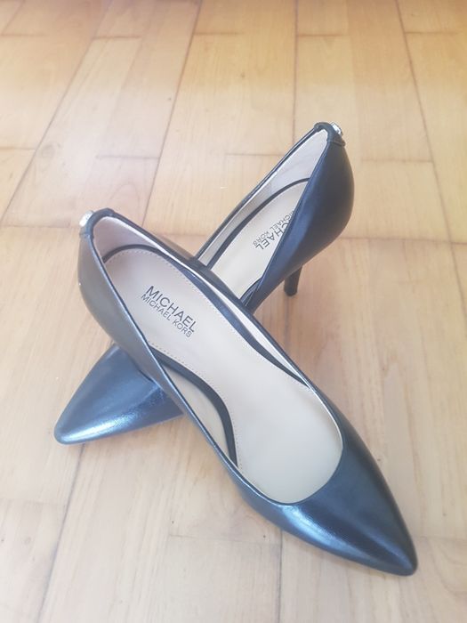 Sapatos Michael kors pretos NOVOS