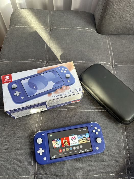 Nintendo Switch Lite (Blue) Kefir