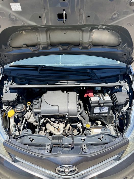 Toyota Yaris — fotografia 8