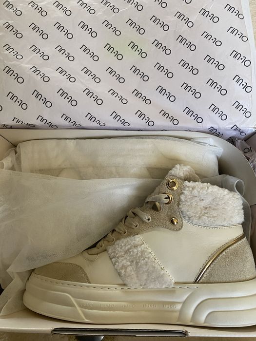 Кросівки,  ботинки ,хайтопи  зимові шкіра Liu jo оригінал