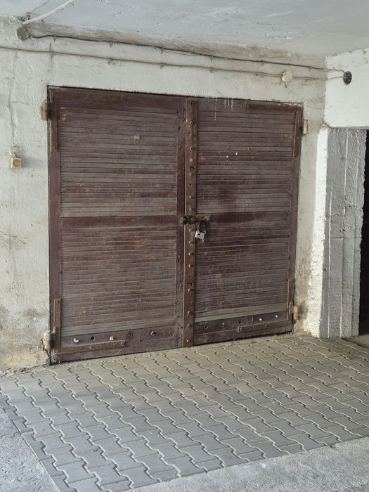 Garaz murowany Rodakowskiego - Widok 5