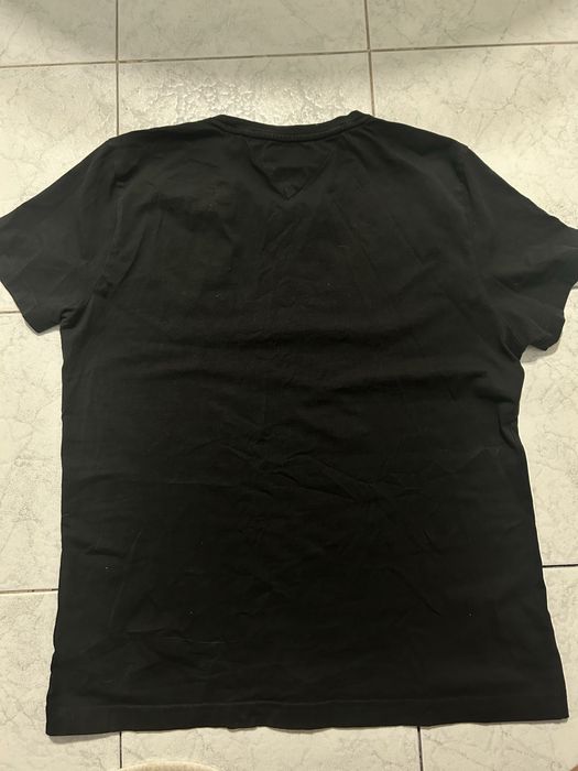 Tommy Hilfiger big logo tee