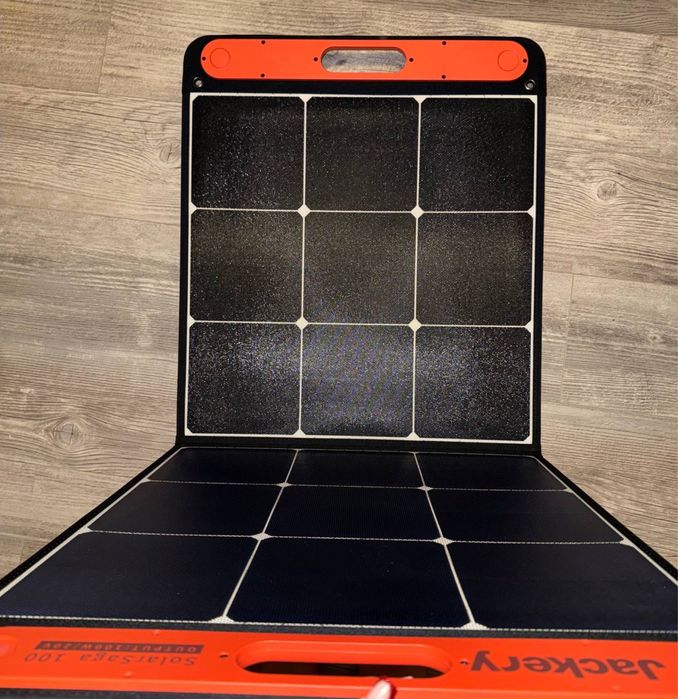 Сонячна панель Jackery SolarSaga 100W — Стан НОВОЇ!