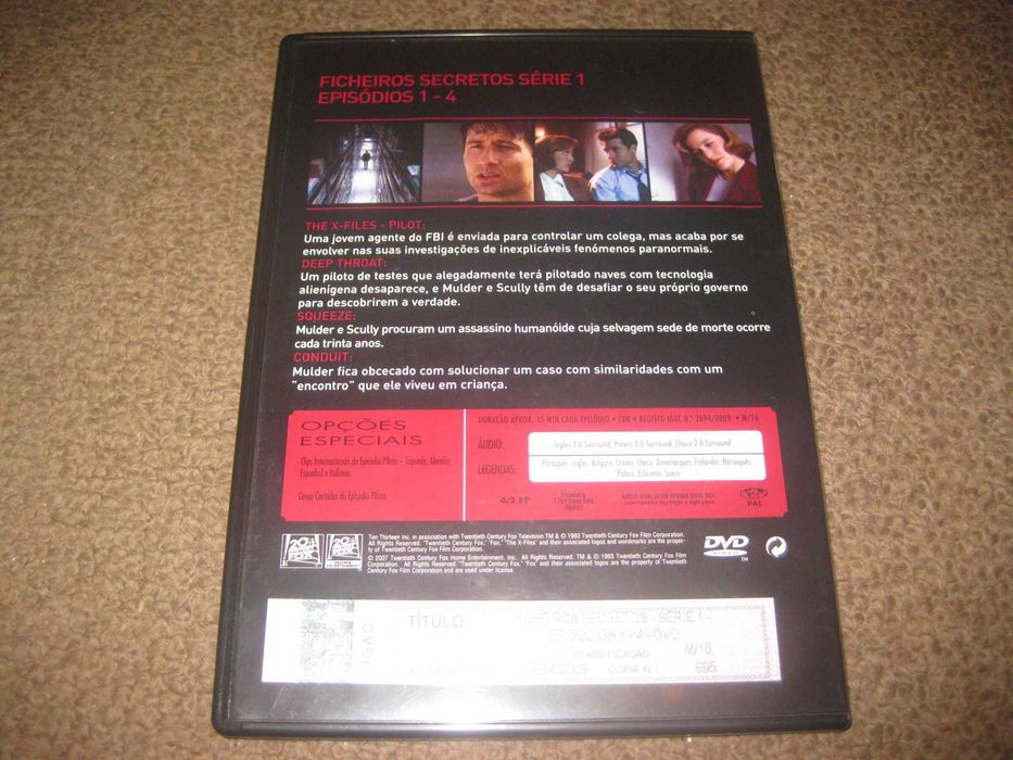 DVD da Primeira Temporada da Série "Ficheiros Secretos(The X Files)"