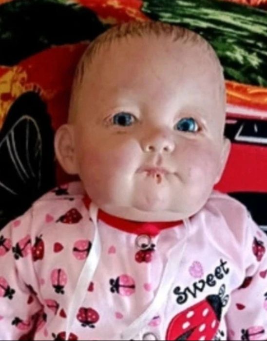 Duża lalka  bobas z minką  jak prawdziwe niemowlę ok.55 cm.