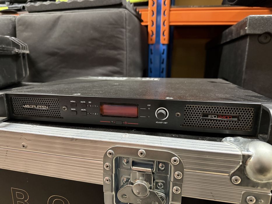 Lab gruppen ipd2400