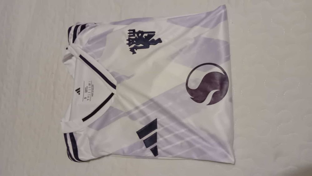 Camisola Manchester United alternativa 25/26
