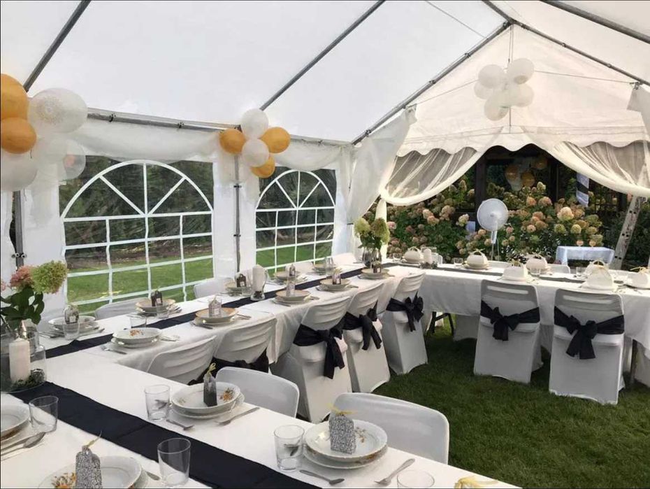Wynajem namiotów imprezowych eventowych z wyposażeniem stoły, krzesła