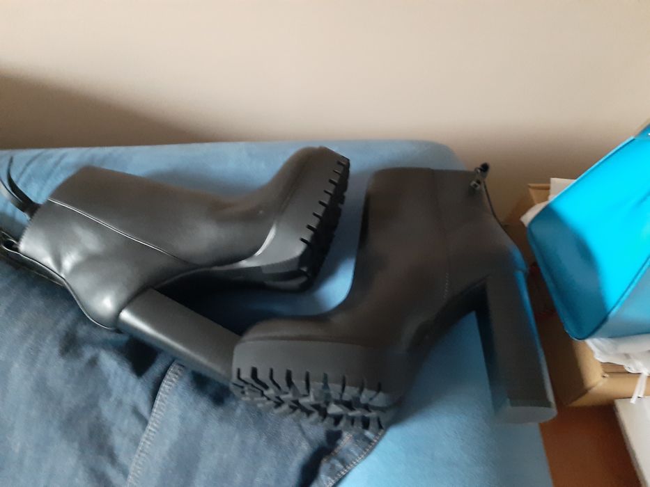 Kozaki botki zara 39 czarne damskie słupek buty jesień wysokie tkmaxx