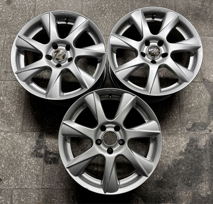 AUDI A4 A5 B8 felgi felga Magma 17” 8J ET35