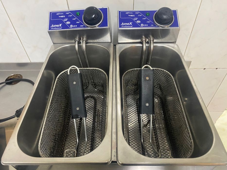 Fritadeira dupla industrial marca Junex -