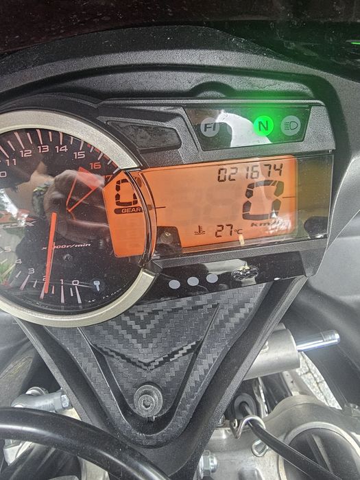 Suzuki GSX 600-R