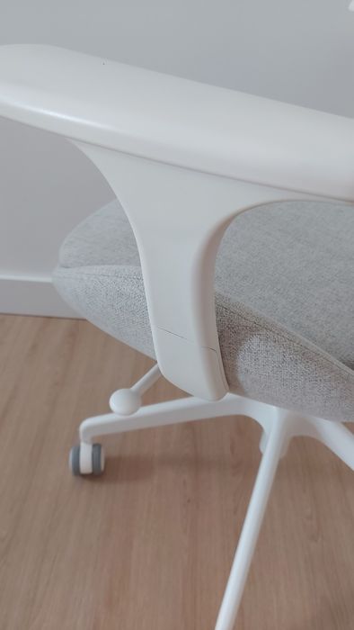 HATTEFJÄLL 
Cadeira giratória