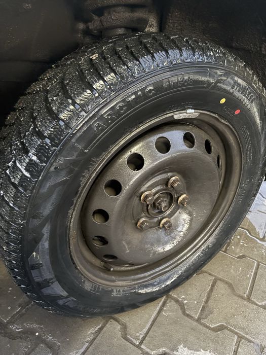 Зимова резина Horizon 215/60R16