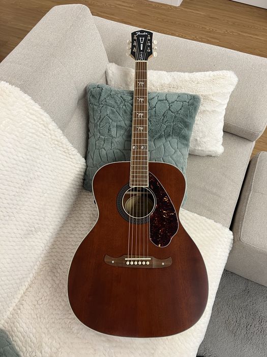 Fender Tim Armstrong Hellcat Acoustic