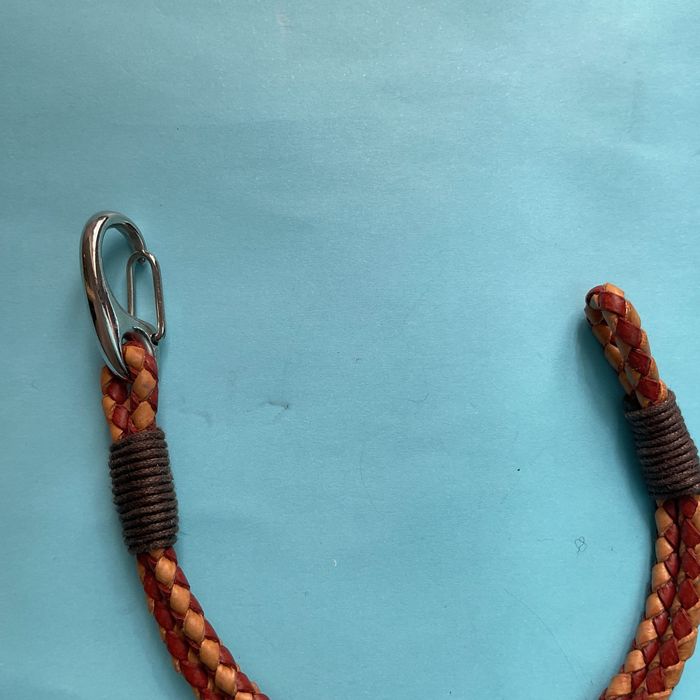 Pulseira entrelaçada