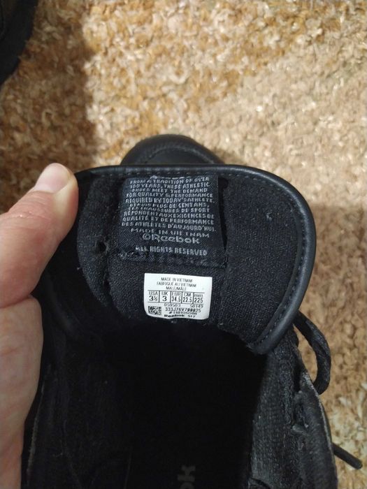 Sapatilhas Reebok Classic couro pretas 36