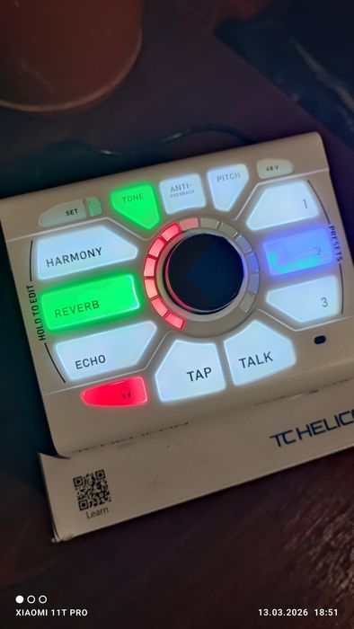 Вокальний процесор T.C Helicon Perform VK