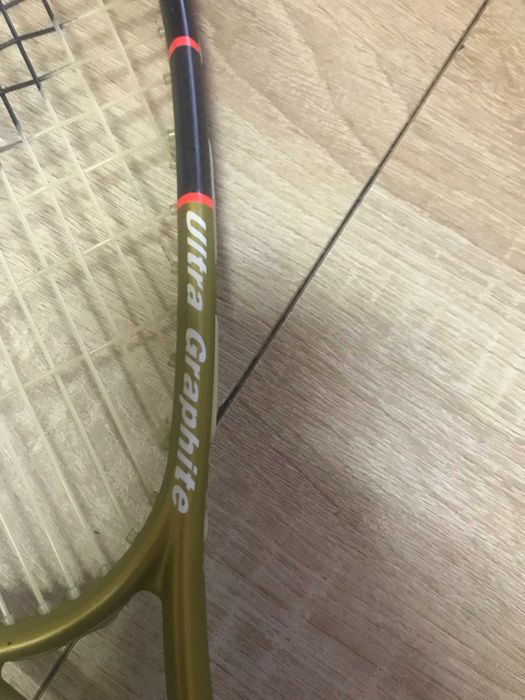raquete de badminton com mala
