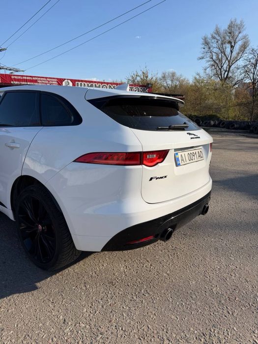 Jaguar F-Pace 2018