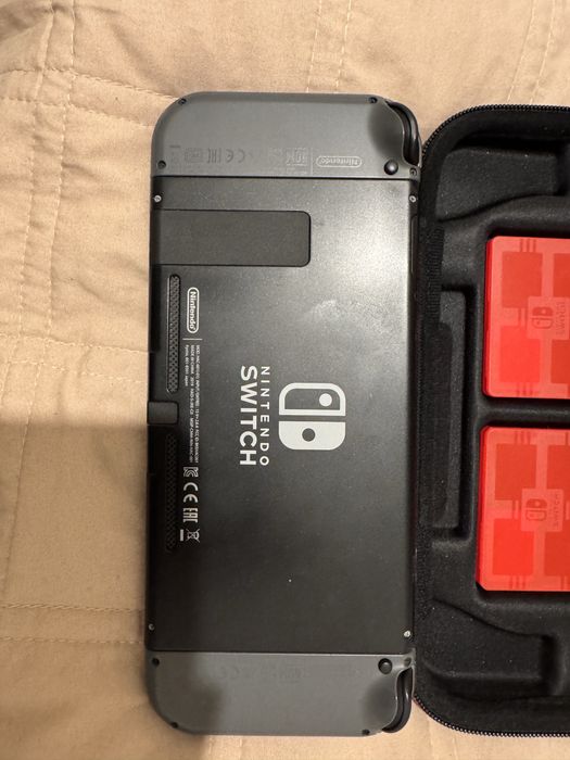 Nintendo Switch 1 v2 32GB
