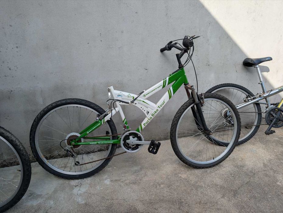 Bicicleta (Requer afinação/restauro)