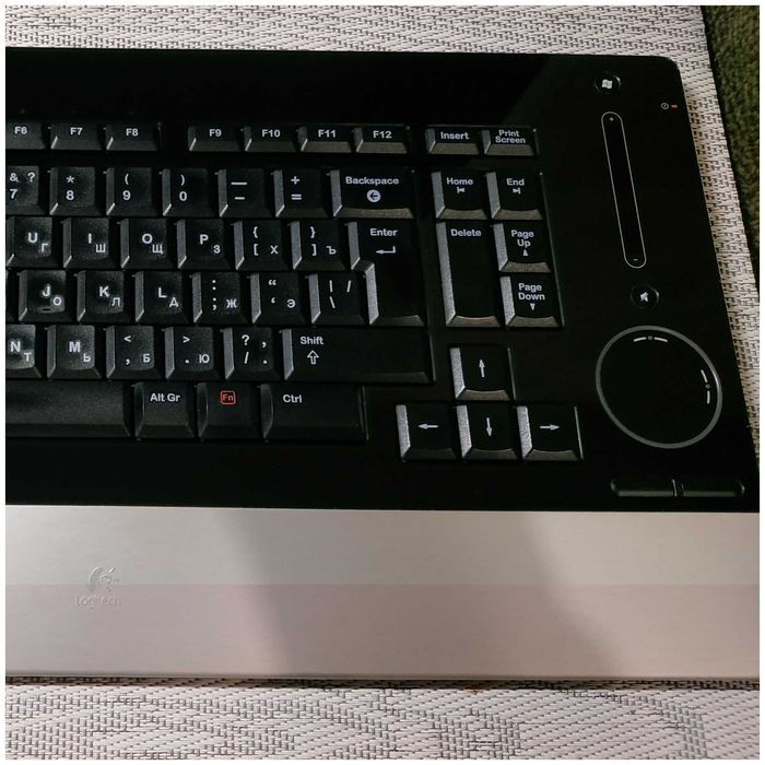 Клавіатура Logitech