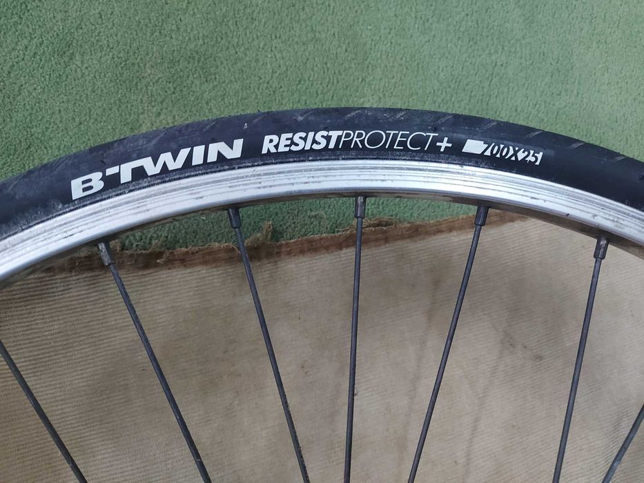 Rodas estrada 700x25 com pneus