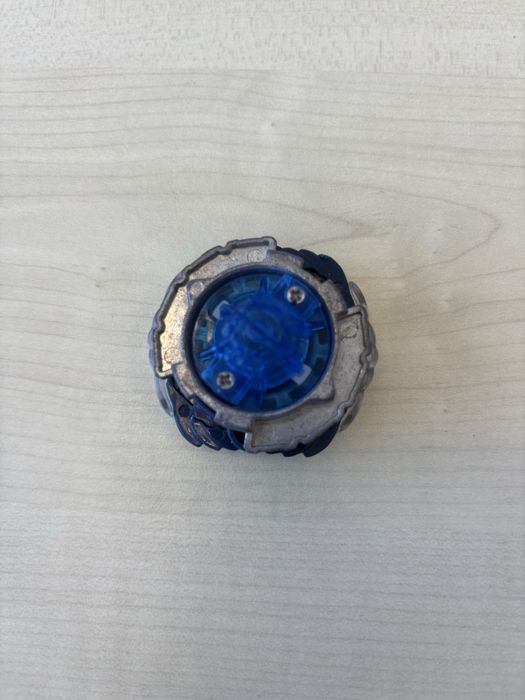 Beyblade para criança