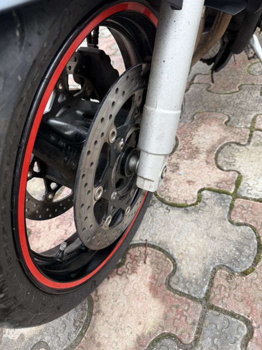 Suzuki GSR400 розмитнений