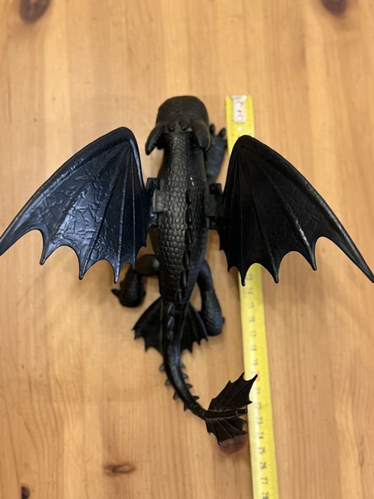 Фігурка дракона Беззубік